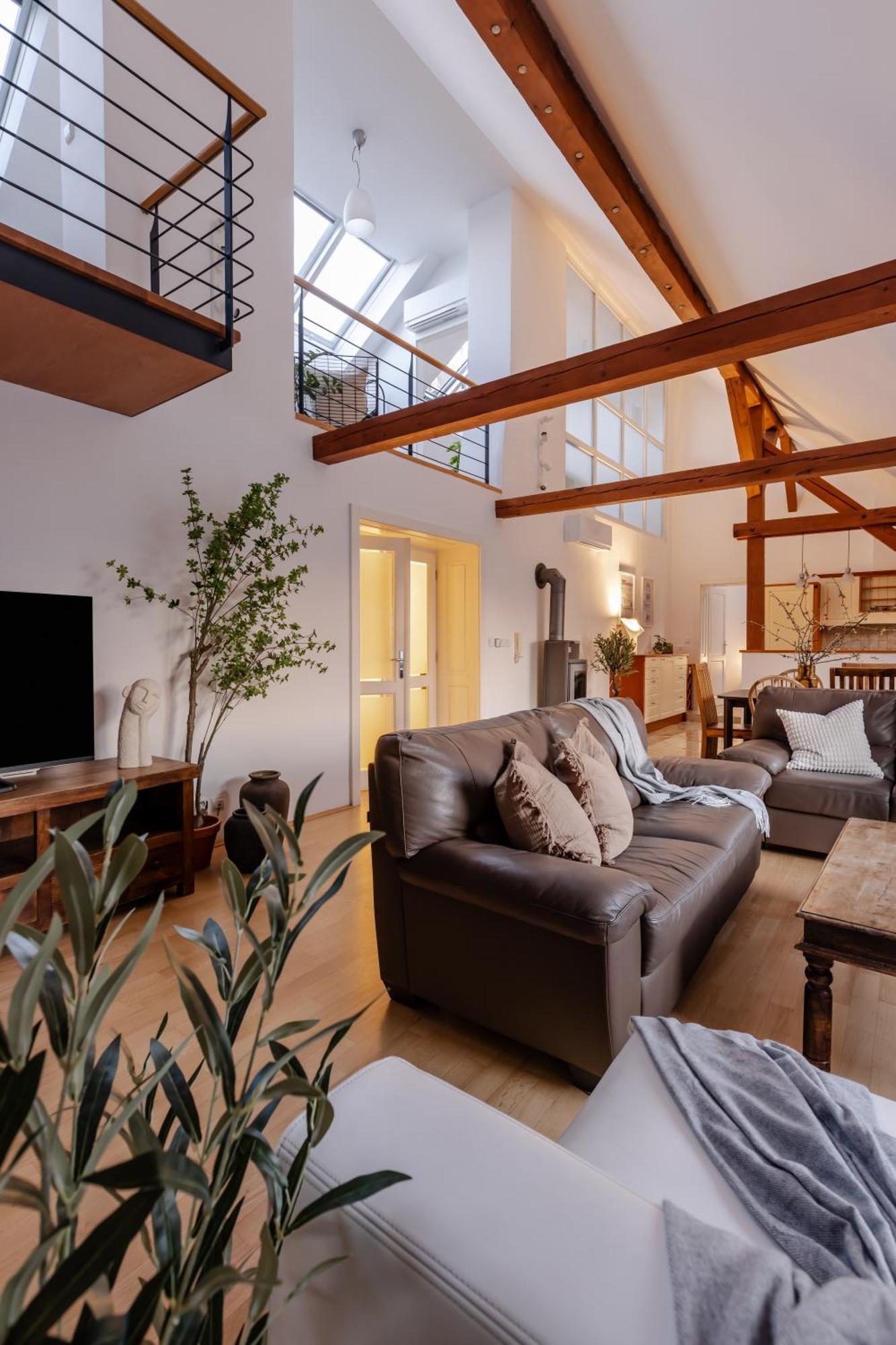 Apartment Turnkey I Old Town 5br Loft *