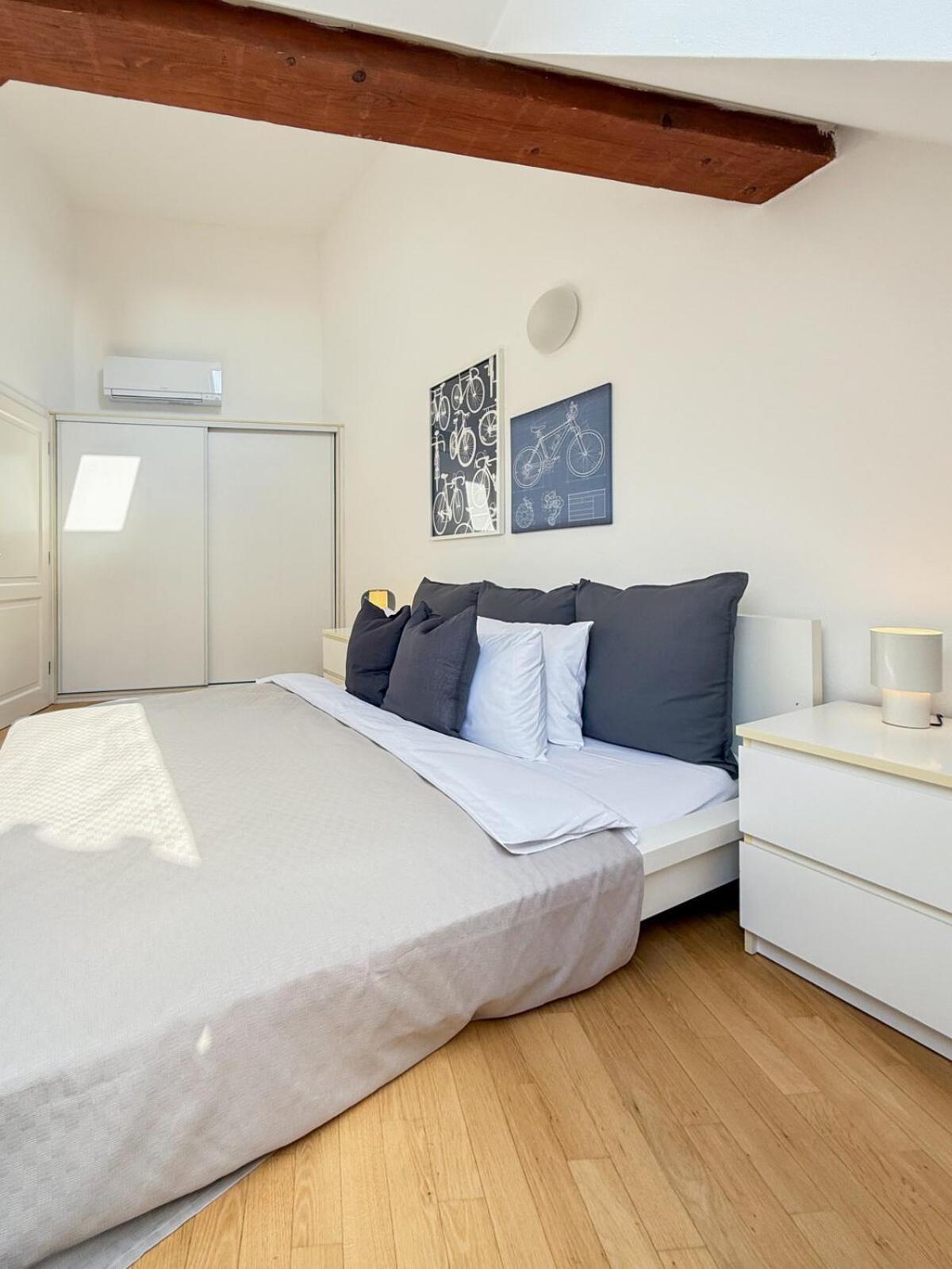 Apartment Turnkey I Old Town 5br Loft *