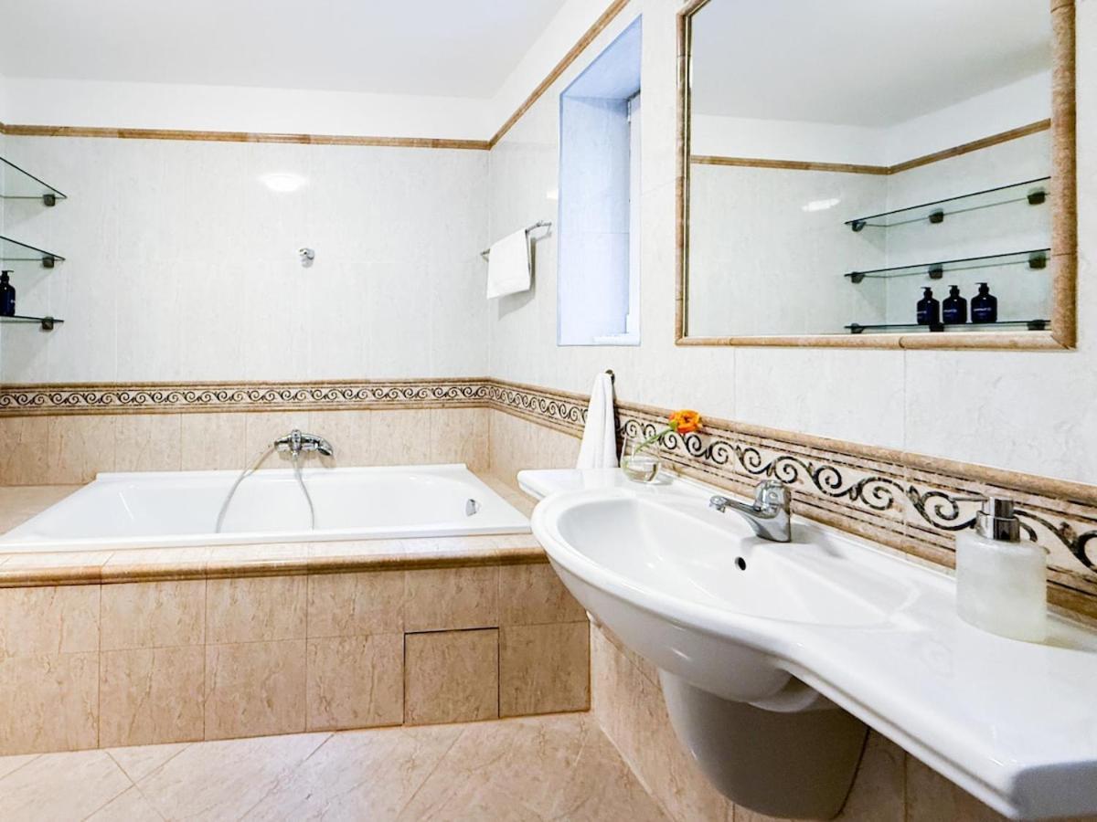 Turnkey I Old Town 5br Loft * Prague