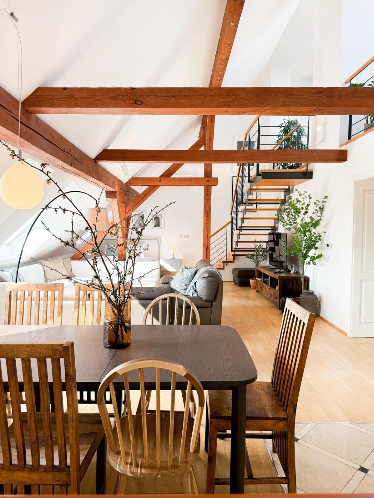 Turnkey I Old Town 5br Loft Apartment Prague