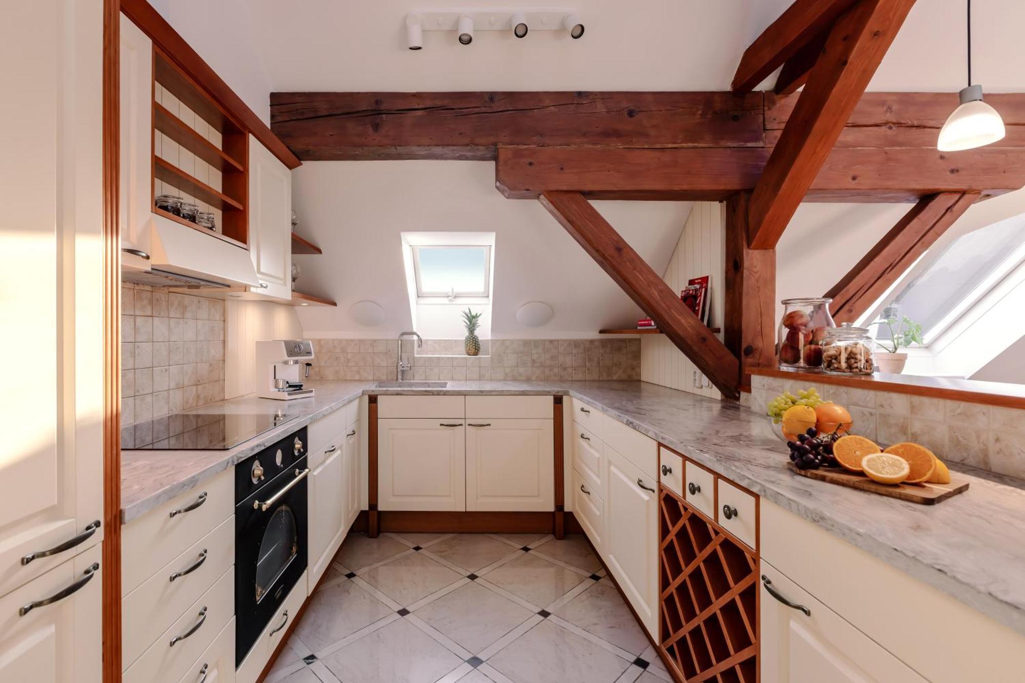 Turnkey I Old Town 5br Loft Apartment Prague